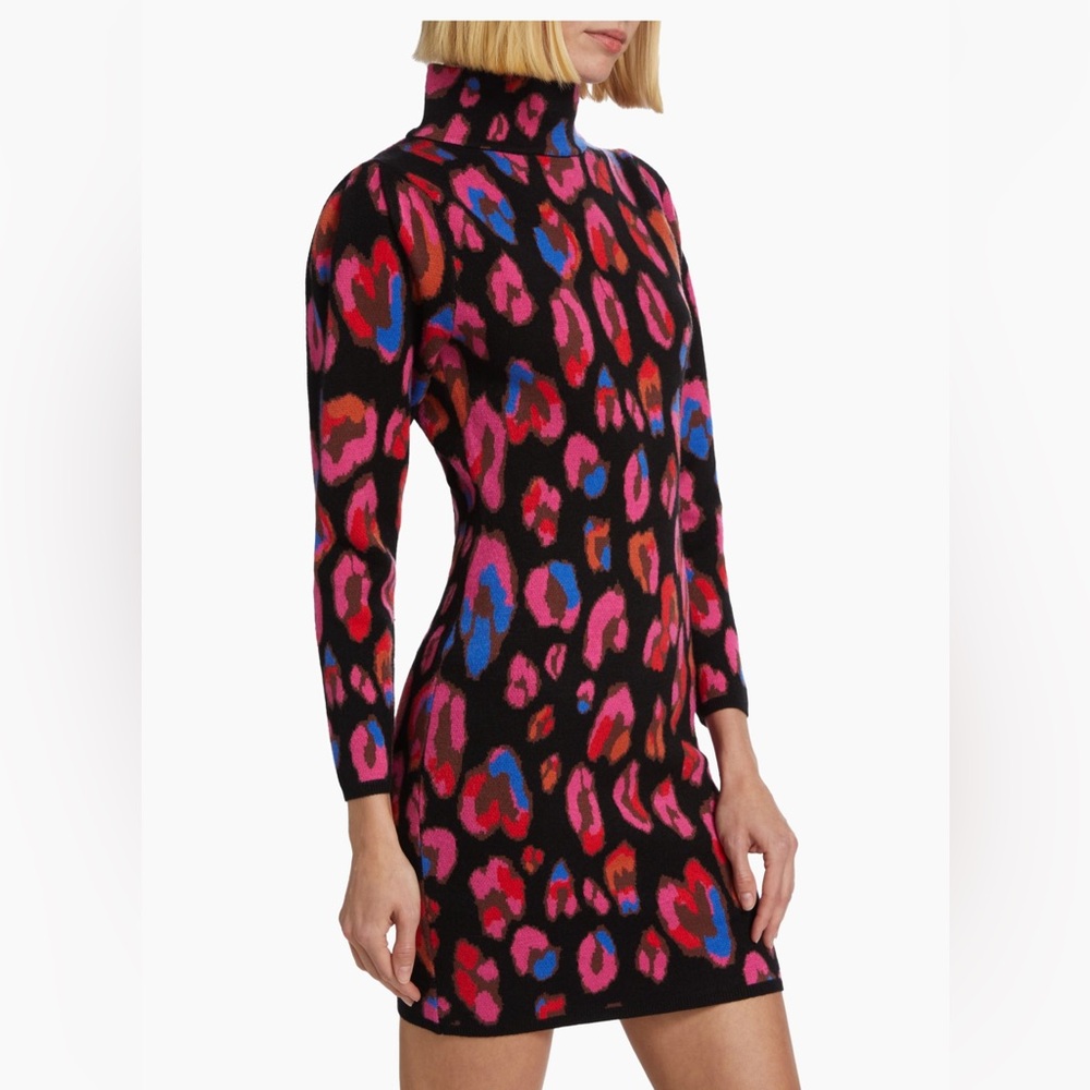 FARM RIO KNIT DRESS - NWOT XS but stretchy enou to fit a Small - Picture 5 of 11